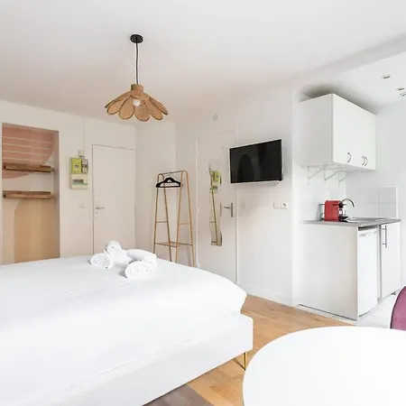 Appartement Place De La Nation - 2gg - Iii